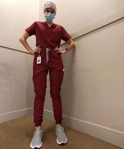 Healthcare worker wearing 100% Waterproof Mist Grey Everyday Sneakers