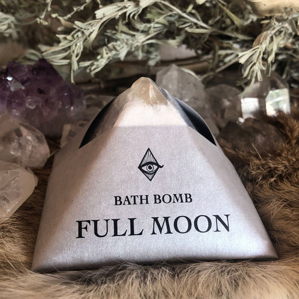 pyramid bath bomb