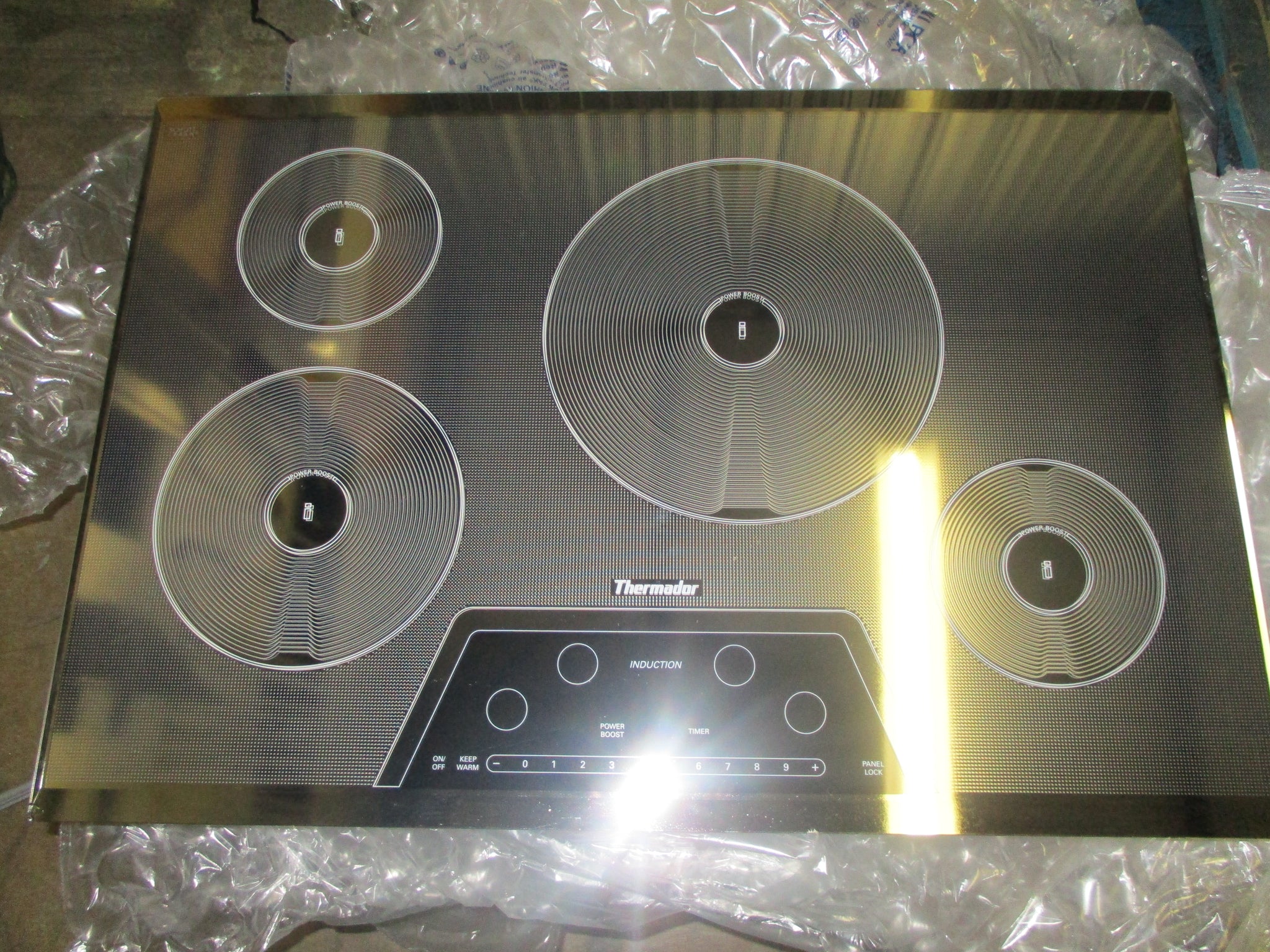 Thermador Cit304km 30 Silver Mirrored Finish Induction Cooktop