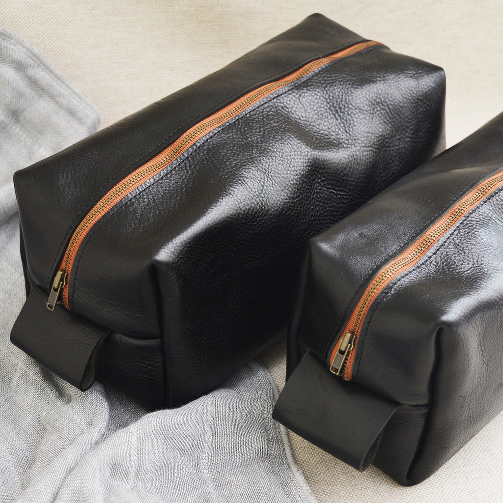 dopp kit toiletry bag