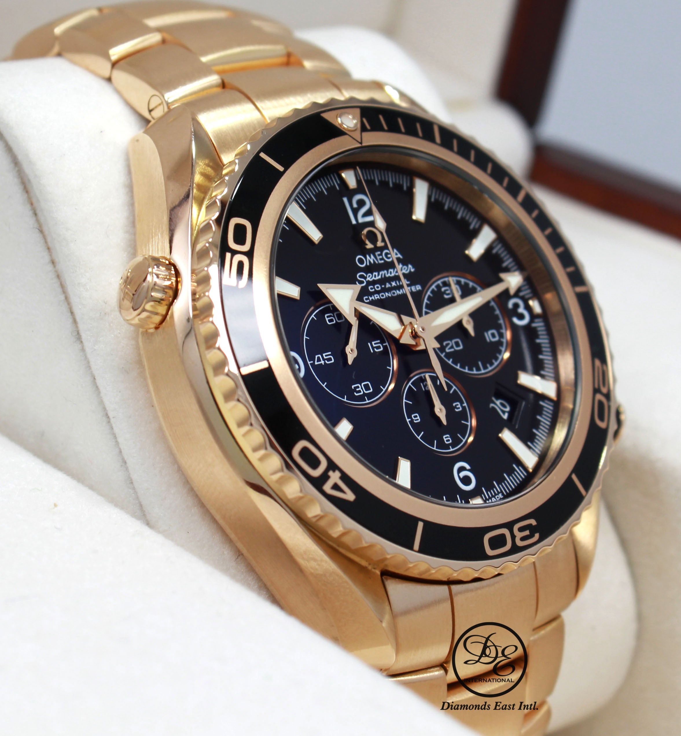 omega seamaster chronograph gold