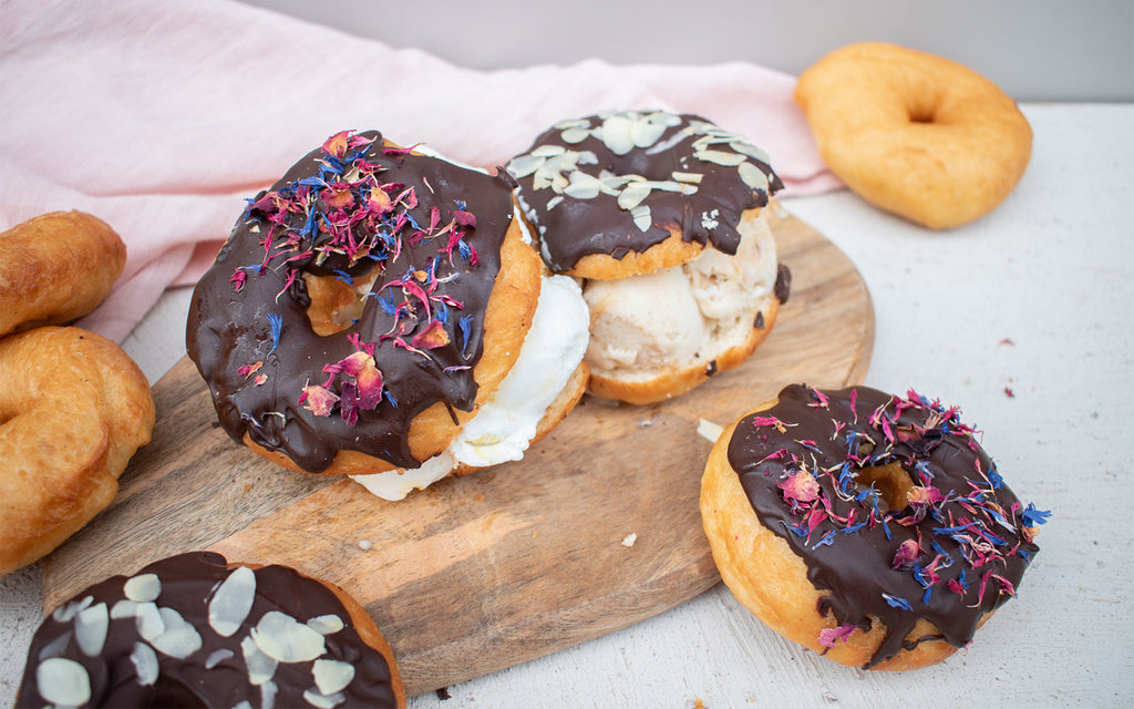 Vegane Donuts mit Eis