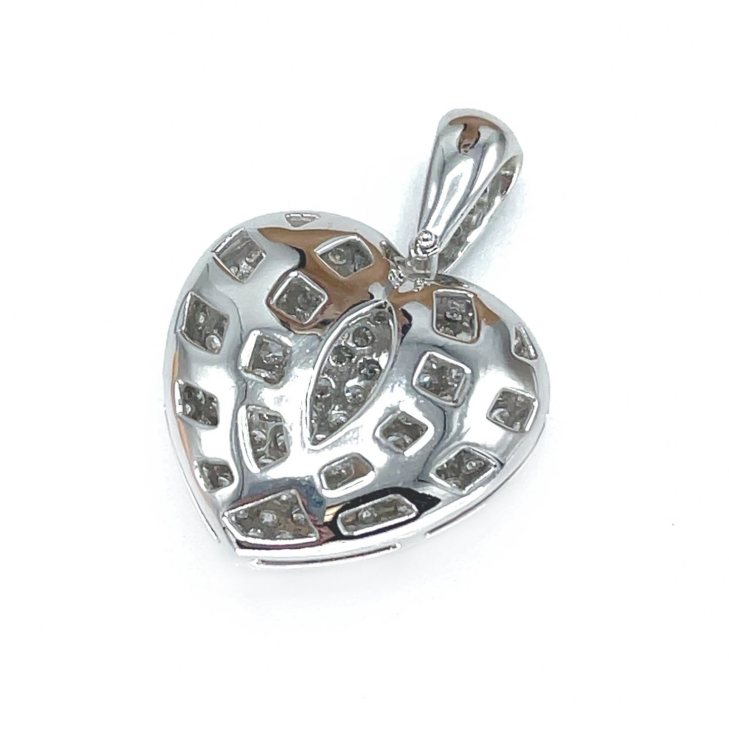 LV Large Pendant, White Gold And Diamonds - Categories