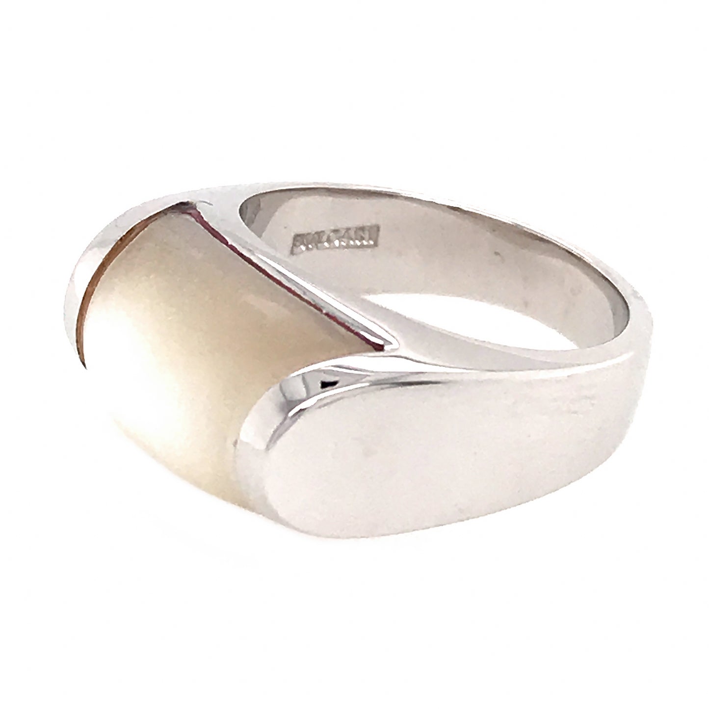 Bvlgari 18K White Gold MVSA Mother of Pearl Ring Size 5 – 