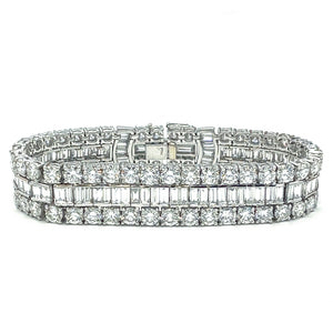 Luxurious Platinum Round and Baguette Diamond Bracelet
