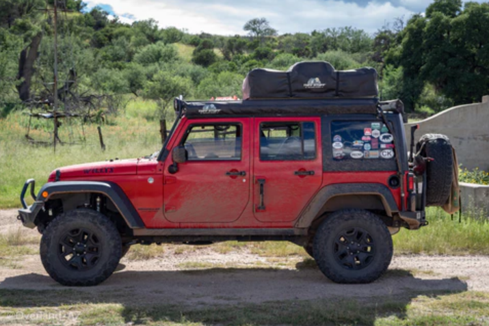 dispersed-camping-vehicle-packed-for-texas