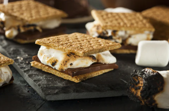 smores-dont-require-refrigeration-and-are-great-camping-food