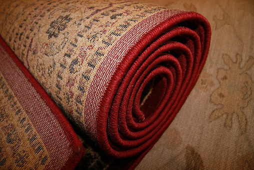 How to Flatten Out an Area Rug & Remove Creases – Luxury Sports Rugs