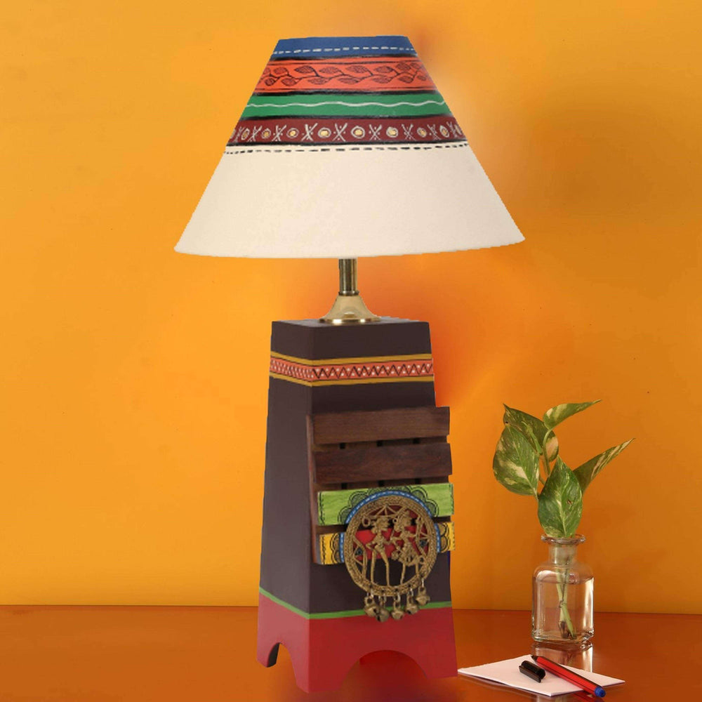 decorative table lamp