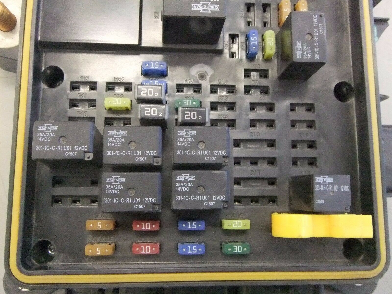 freightliner powernet distribution module