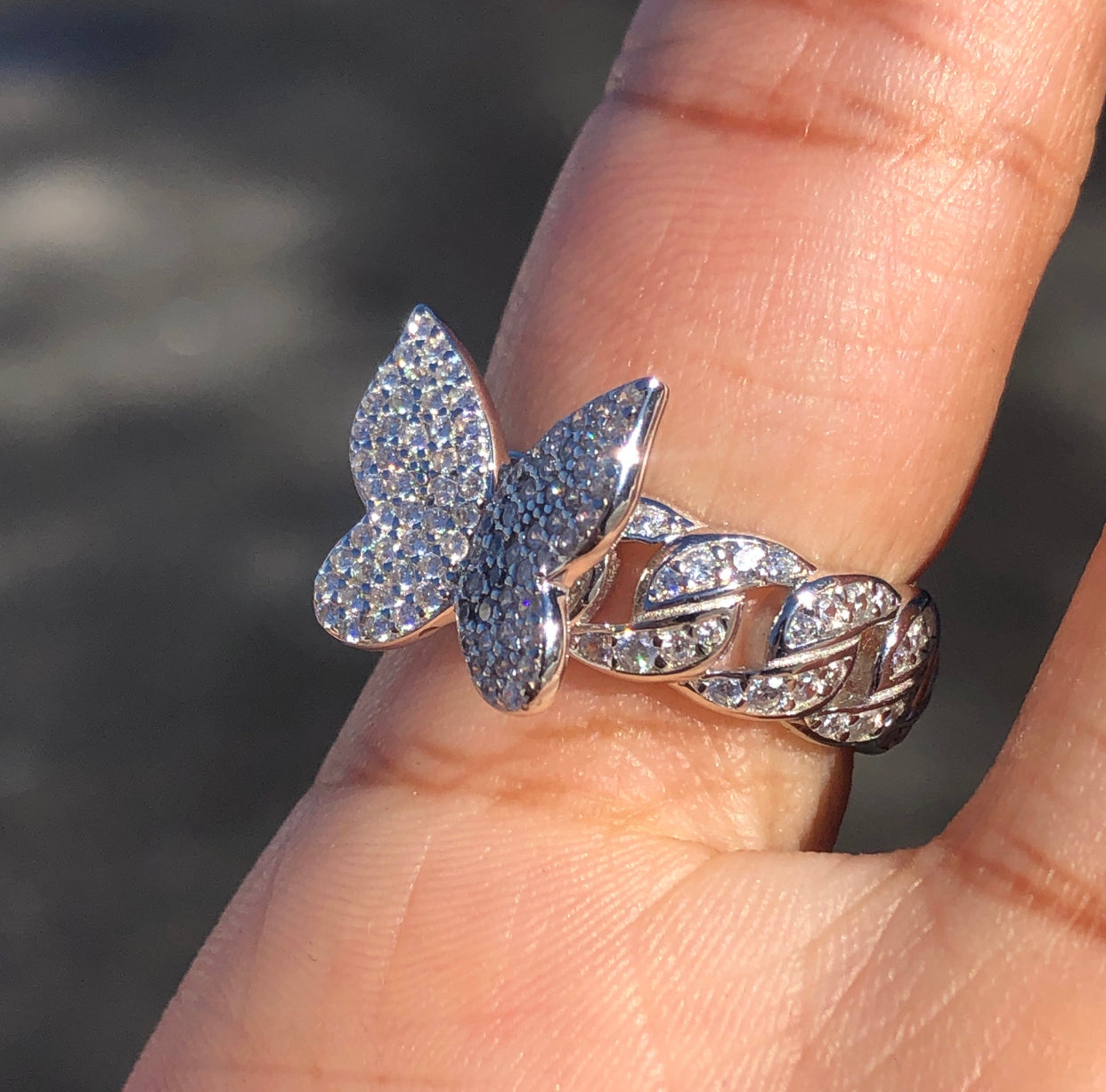 Image of +MAIRI BUTTERFLY CHAIN RING