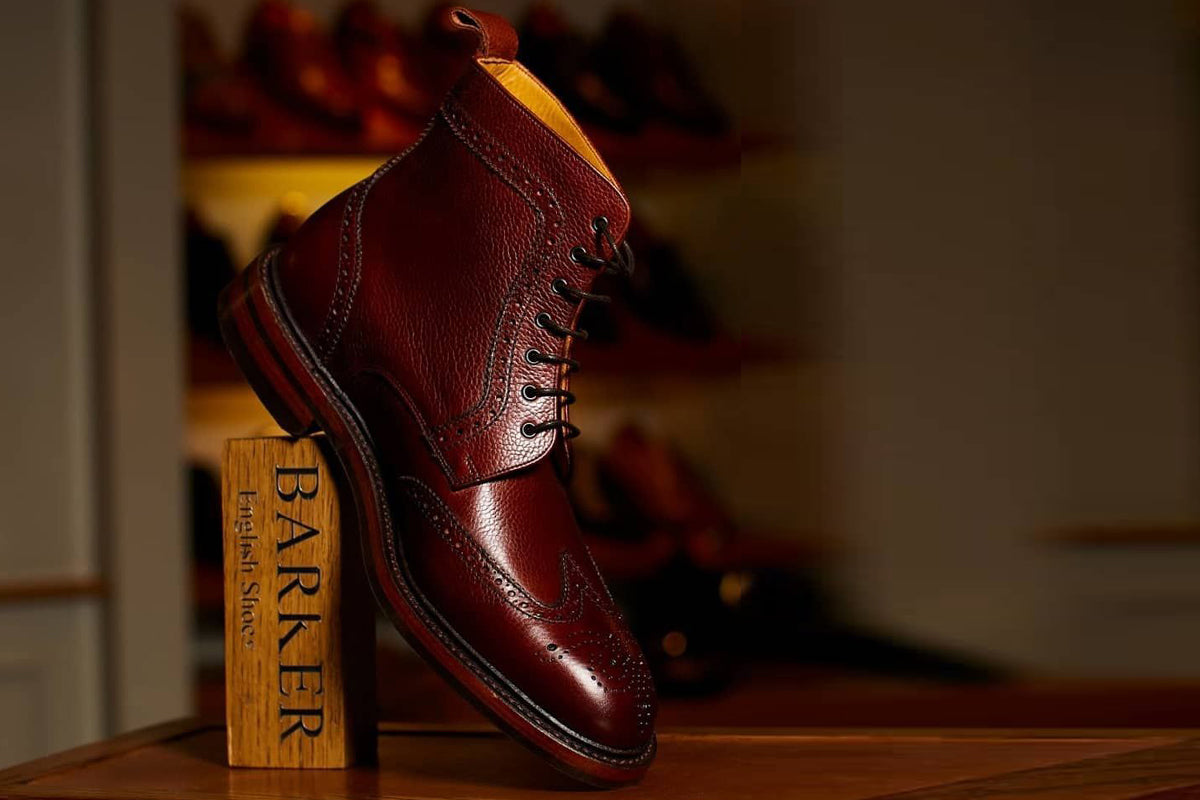 Calder - Men's Brown Leather Brogue Boot By Barker