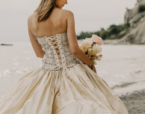 bride-on-the-beach-liz-kotsmanes-designs-cambridge-ontario-luxury-wedding-stationery