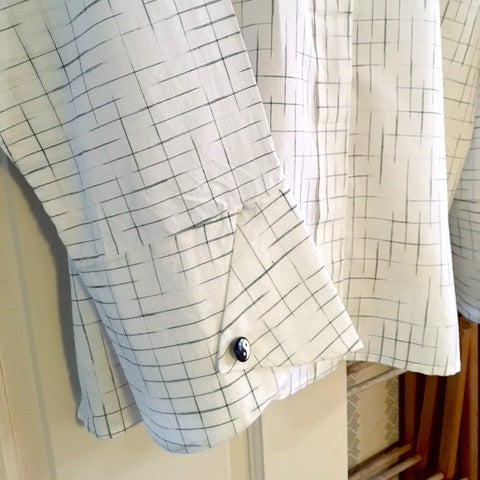 buttoned cuffs on handloom cotton shirt