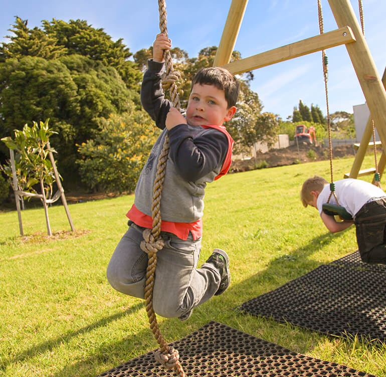 Lifespan Kids Knotted Climbling Rope