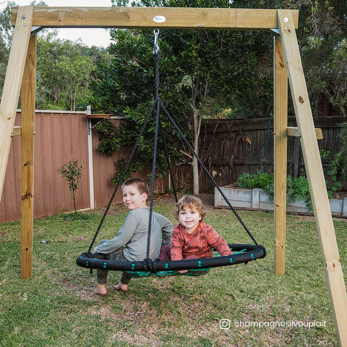 swing set with web swing