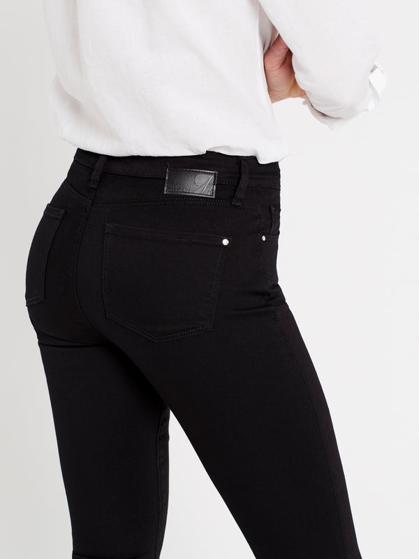 black molly jeans