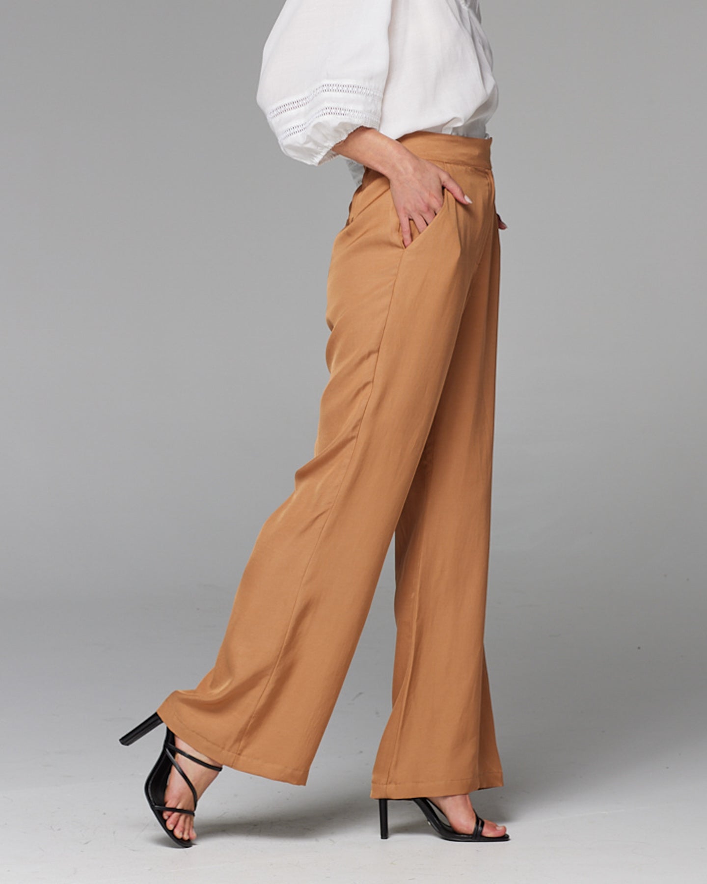 See The World Flare Pant 32.5 - Brown Combo