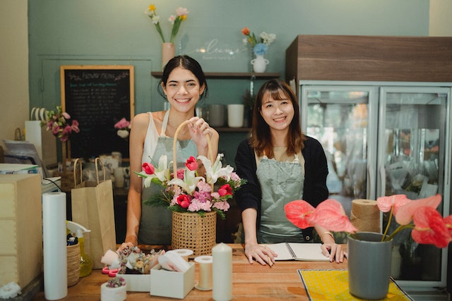 flower shop entire staff with utmost professional attention