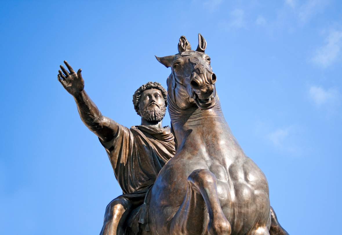 statue of emperor claudius II of rome