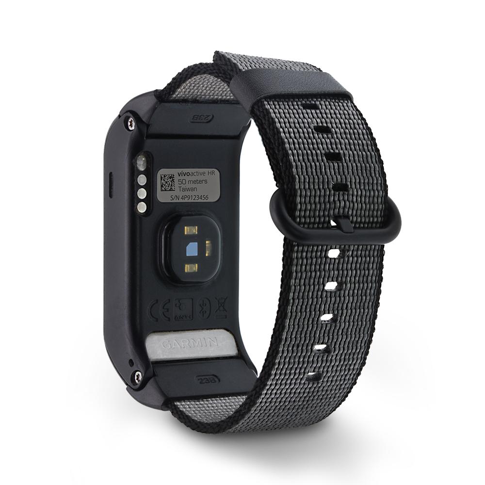 garmin vivoactive hr 50 meters