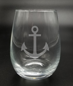 Nautical anchor etched on either a wine glass or a beer mug