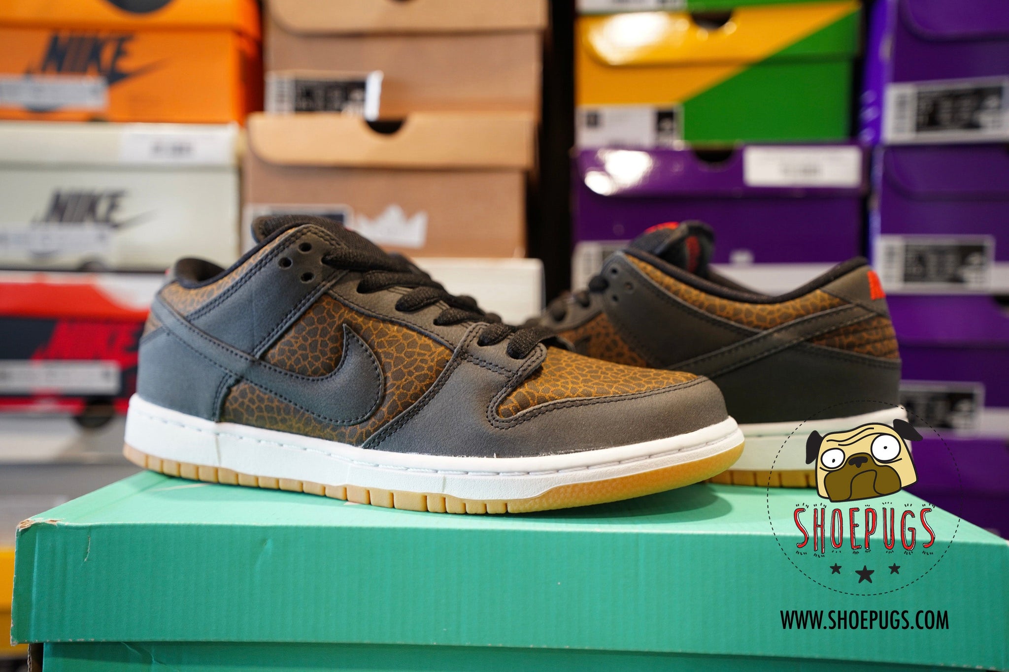 nike dunk low giraffe