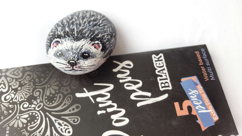 30 Easy Rock Painting Ideas For Inspiration Artistro