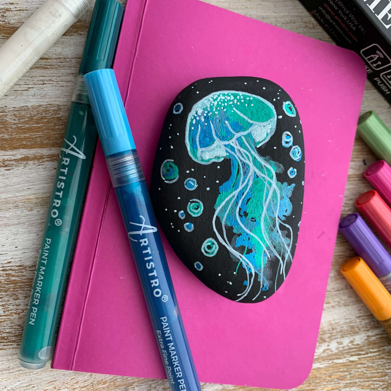 How to achieve fine lines on your Kindness Rocks  Paint pens for rocks,  Rock painting tutorial, Fine pens