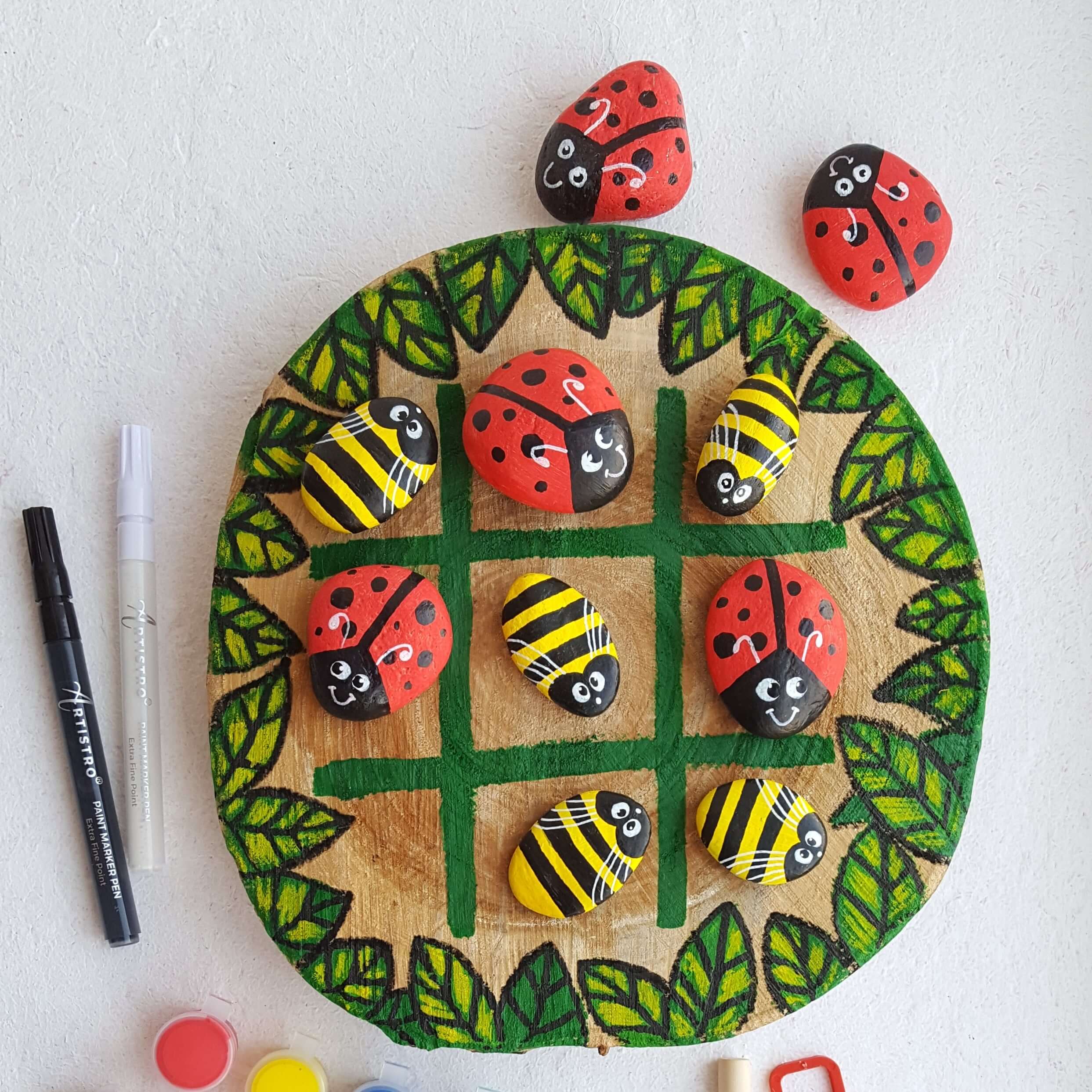 Funny Spring Beetles tic tac toe -rock painting ideas-simple cute stone painting-rock art ideas-rock painting ideas disney