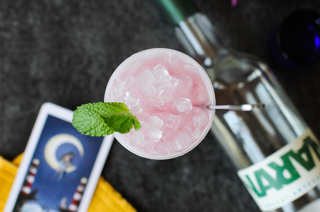 Made with Arizona’s new brand, Mezcal Naran (meaning moonlight) this swizzle is refreshing yet satisfyingly smokey.  