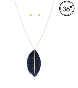 GENUINE LEATHER NAVY FEATHER ON LONG GOLD CHAIN NECKLACE