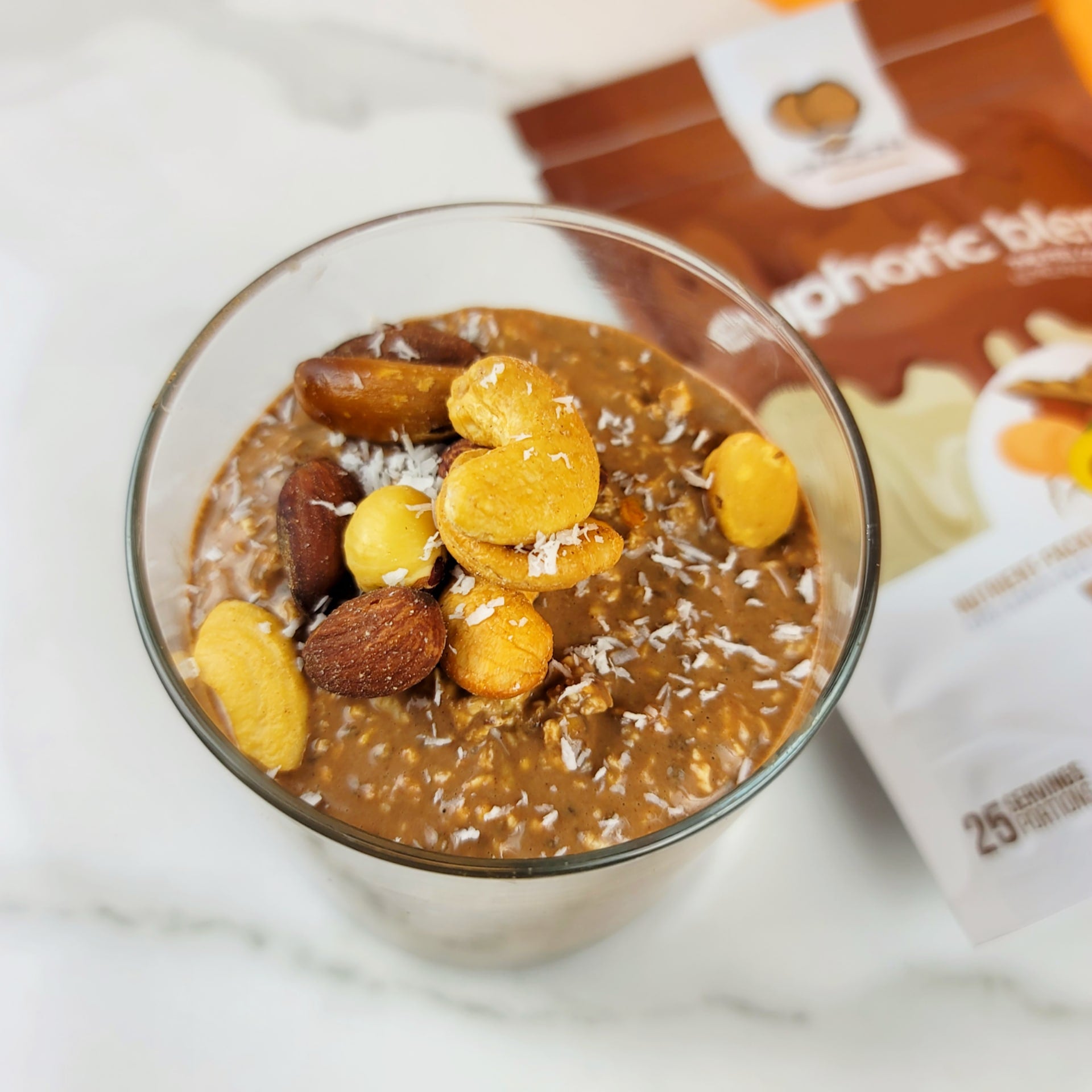 SMOOV euphoric blend has 6 powerful and delicious foods packed with antioxidants, healthy fats and adaptogens- Raw cacao, Carob, Mesquite, Maca, Lucuma and shredded Coconut. A healthy way to satisfy cravings and boost mood instantly!