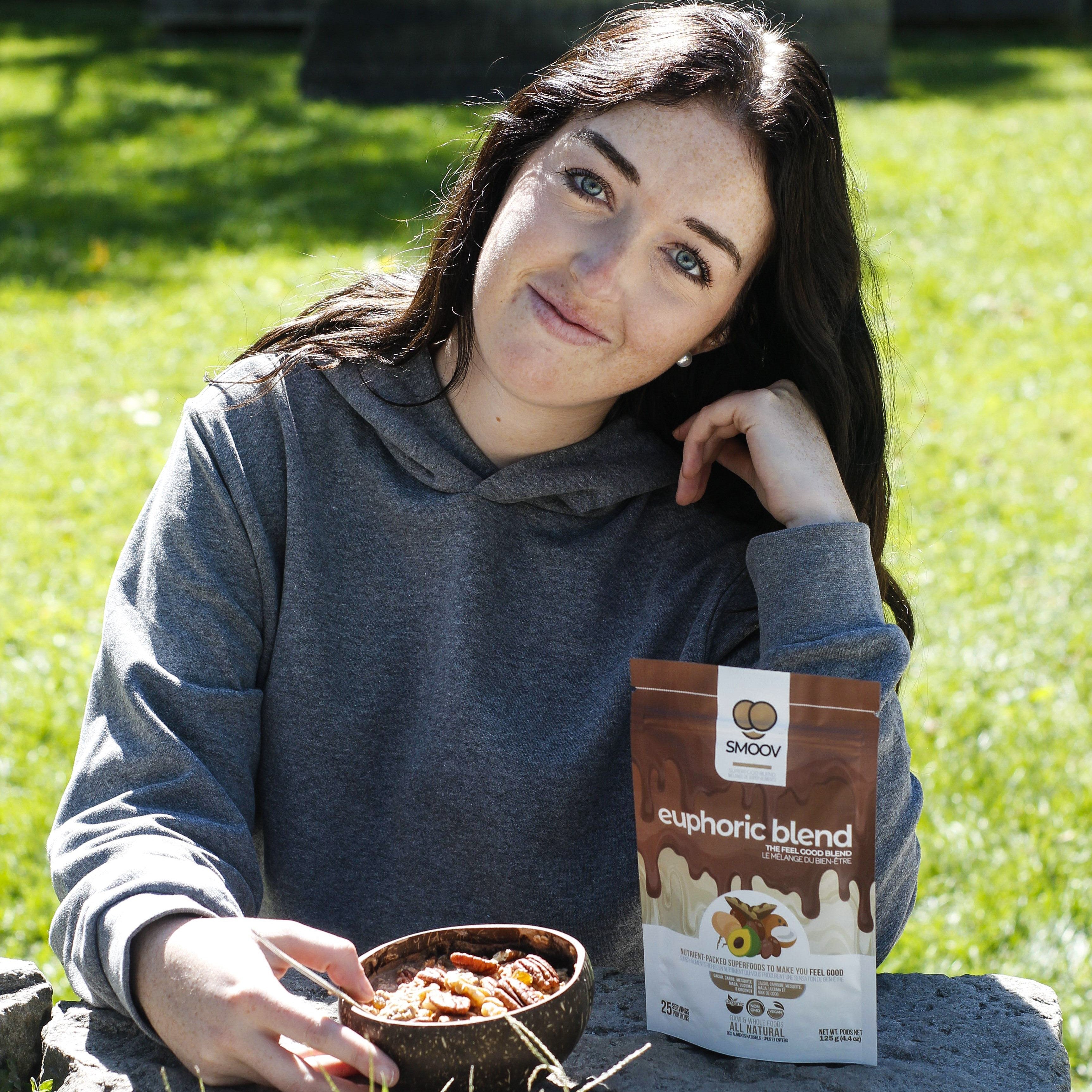 Our euphoric blend has 6 powerful and delicious foods packed with antioxidants, healthy fats and adaptogens- Raw cacao, Carob, Mesquite, Maca, Lucuma and shredded Coconut. A healthy way to satisfy cravings and boost mood instantly!