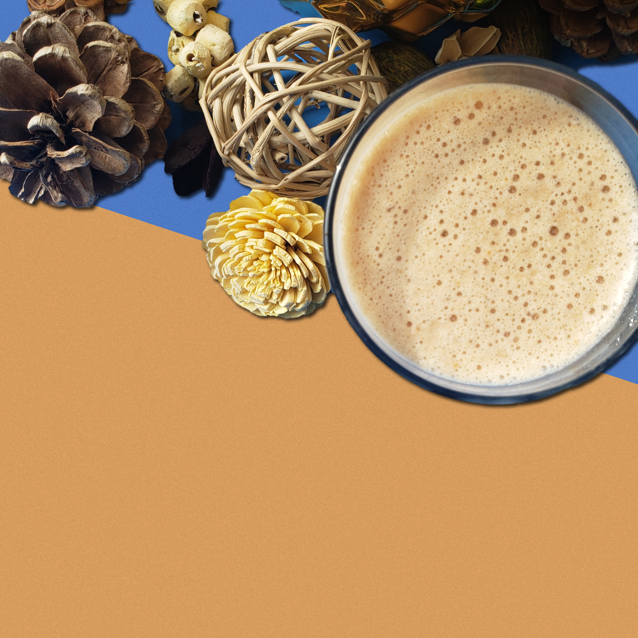 Cacao Smoothie- Looking for a pick-me-up? Craving a chocolatey beverage? Why not have smoothie for dessert. Packed with micronutrients and an instant mood-booster, thanks to Smoov euphoric blend.