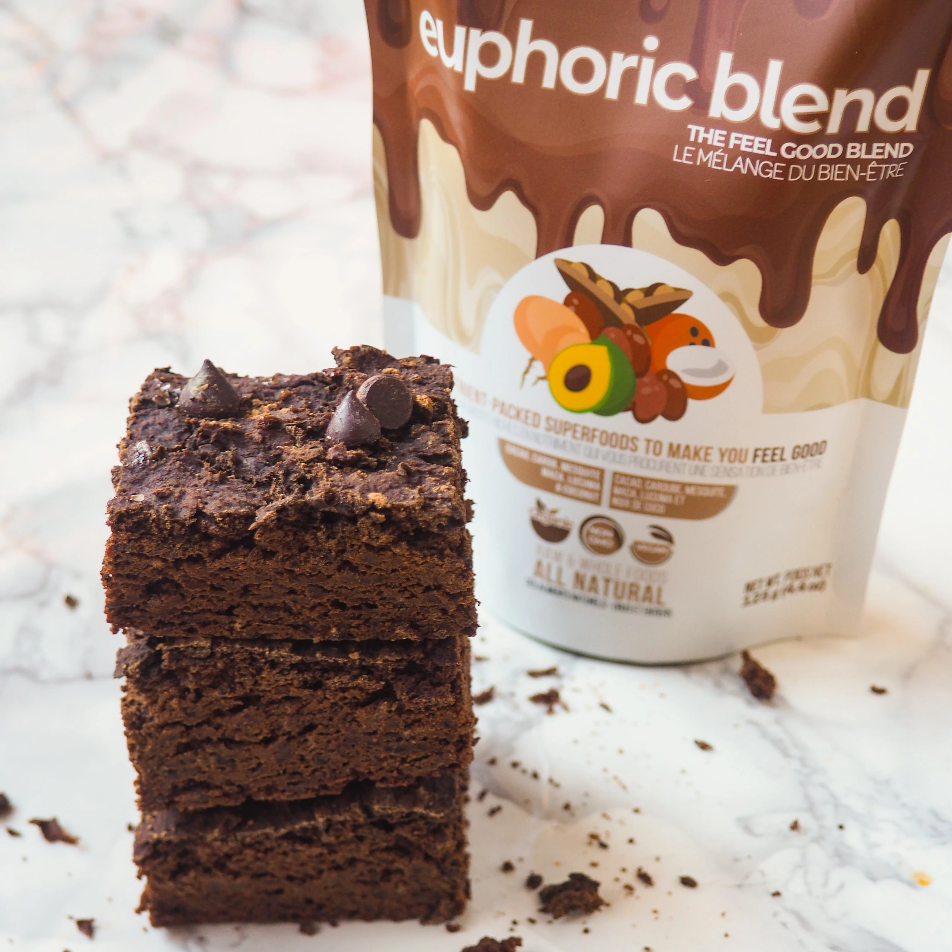 Looking for a pick-me-up? Craving a chocolatey beverage? Why not have smoothie for dessert. Packed with micronutrients and an instant mood-booster. 