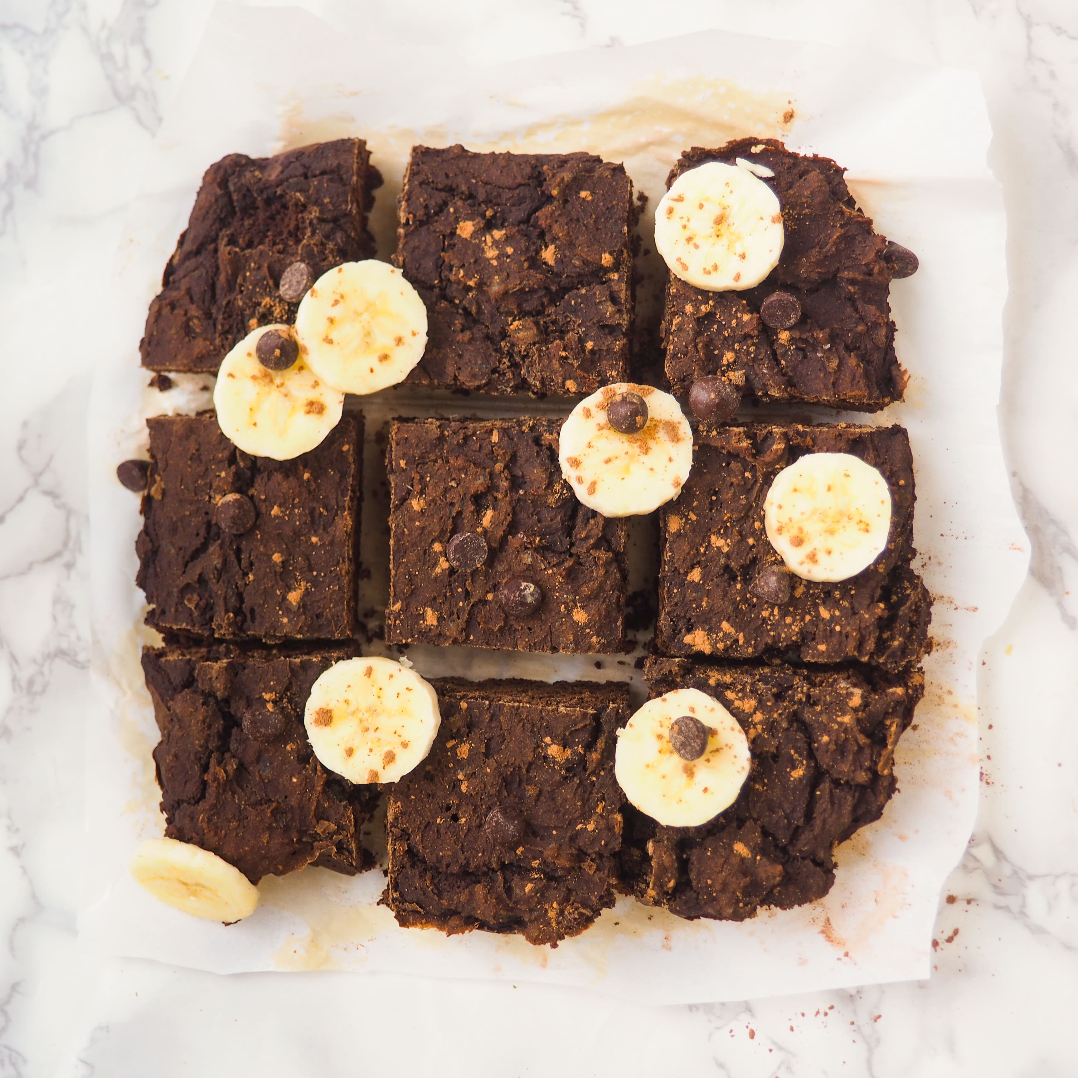 Chocolate banana brownies made using our superfood euphoric blend. Our euphoric blend has 6 powerful and delicious foods packed with antioxidants, healthy fats and adaptogens- Raw cacao, Carob, Mesquite, Maca, Lucuma and shredded Coconut. A healthy way to satisfy cravings and boost mood instantly!  Sustainably sourced, 'Better-than-fair-Trade', our blends are certified organic and plant-based making it vegan friendly with no added sugar!