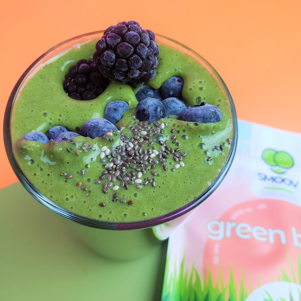 Kickstart your health and boost your immune system with this delicious green smoothie!  Delicious, super easy to make and packed with vitamins. 