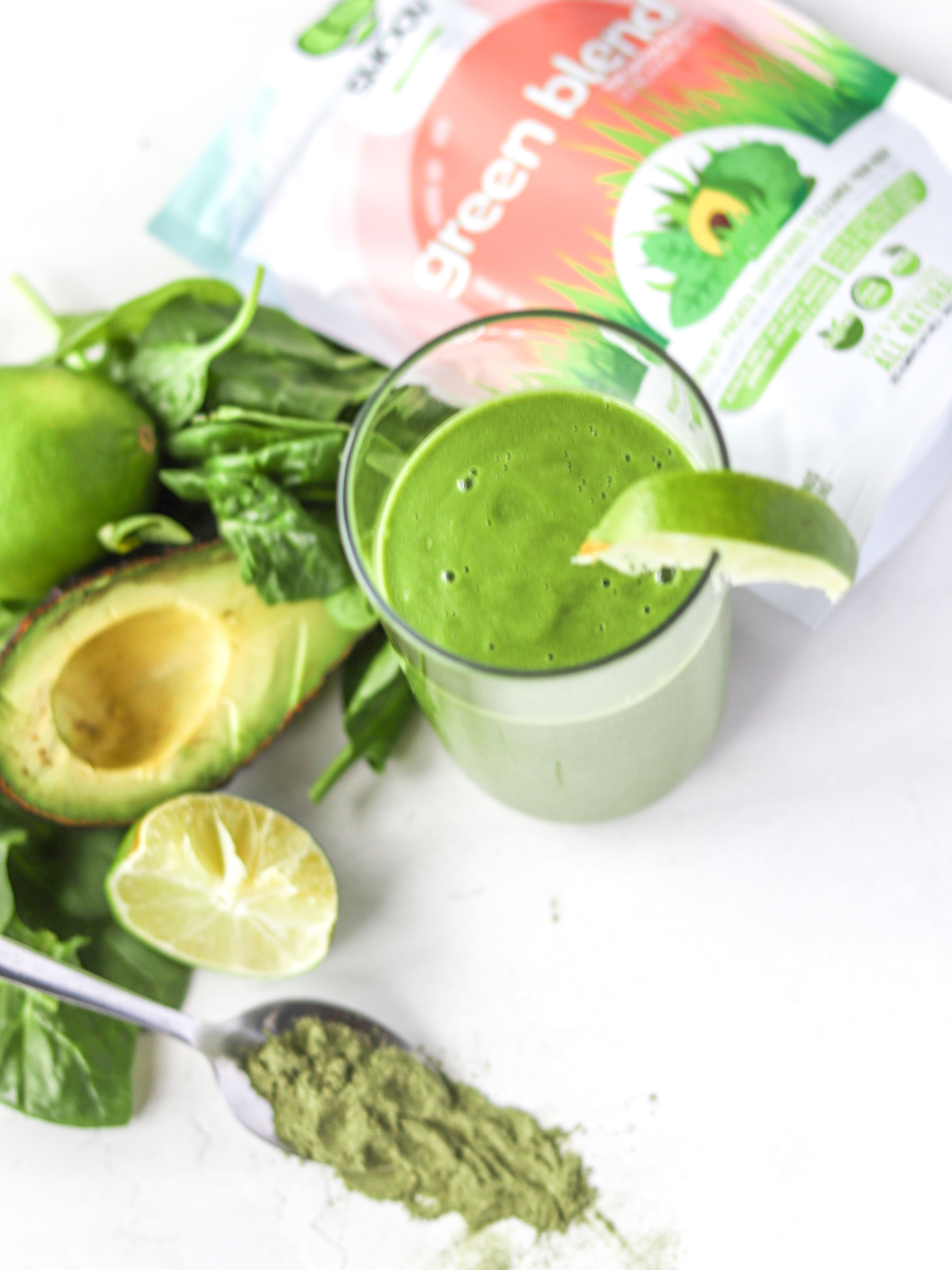 SMOOV green blend has 9 powerful superfoods with no added sugar, caffeine or additives. The easiest all-natural way to get your greens and nutrition