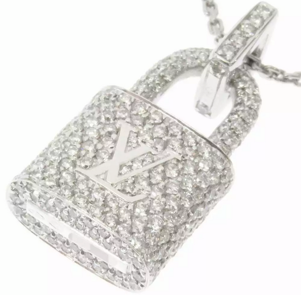 Charitybuzz: Estate Louis Vuitton 18K White Gold Diamond Heart Lock Necklace