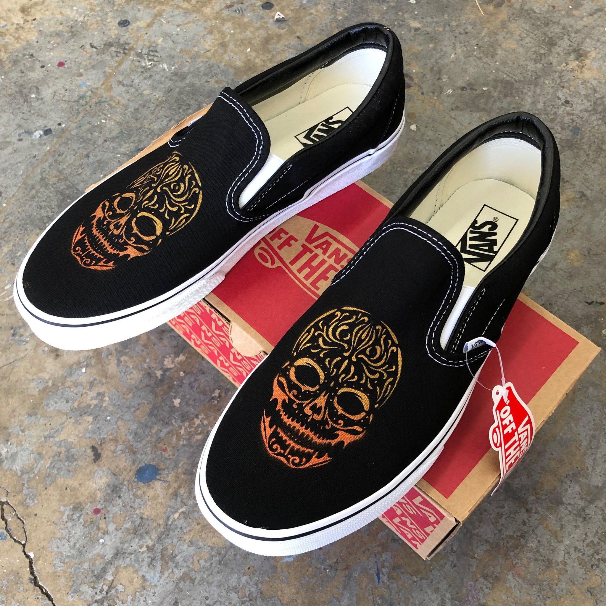 custom skull vans