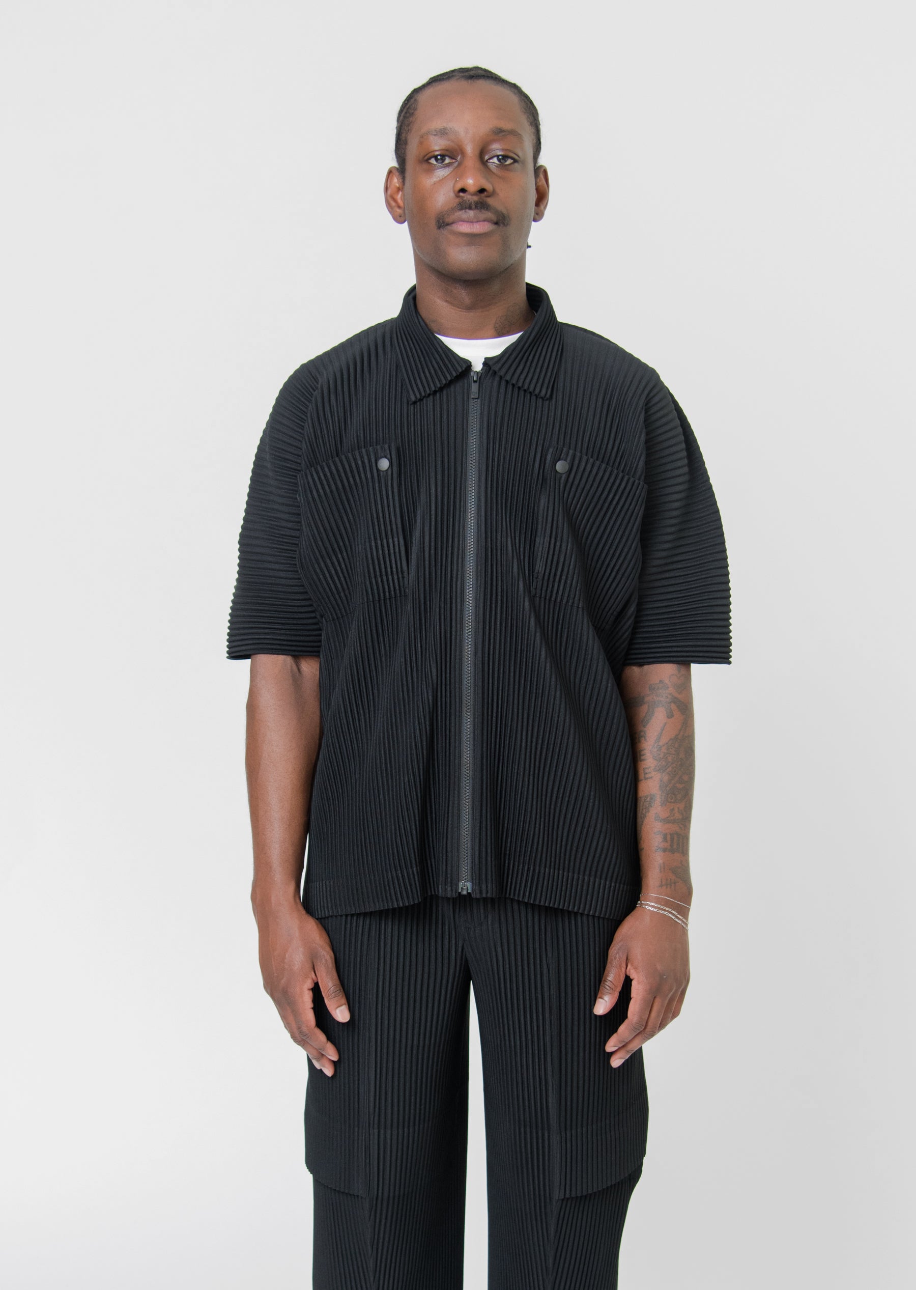 Flip Pleated Shirt Black JJ172-15