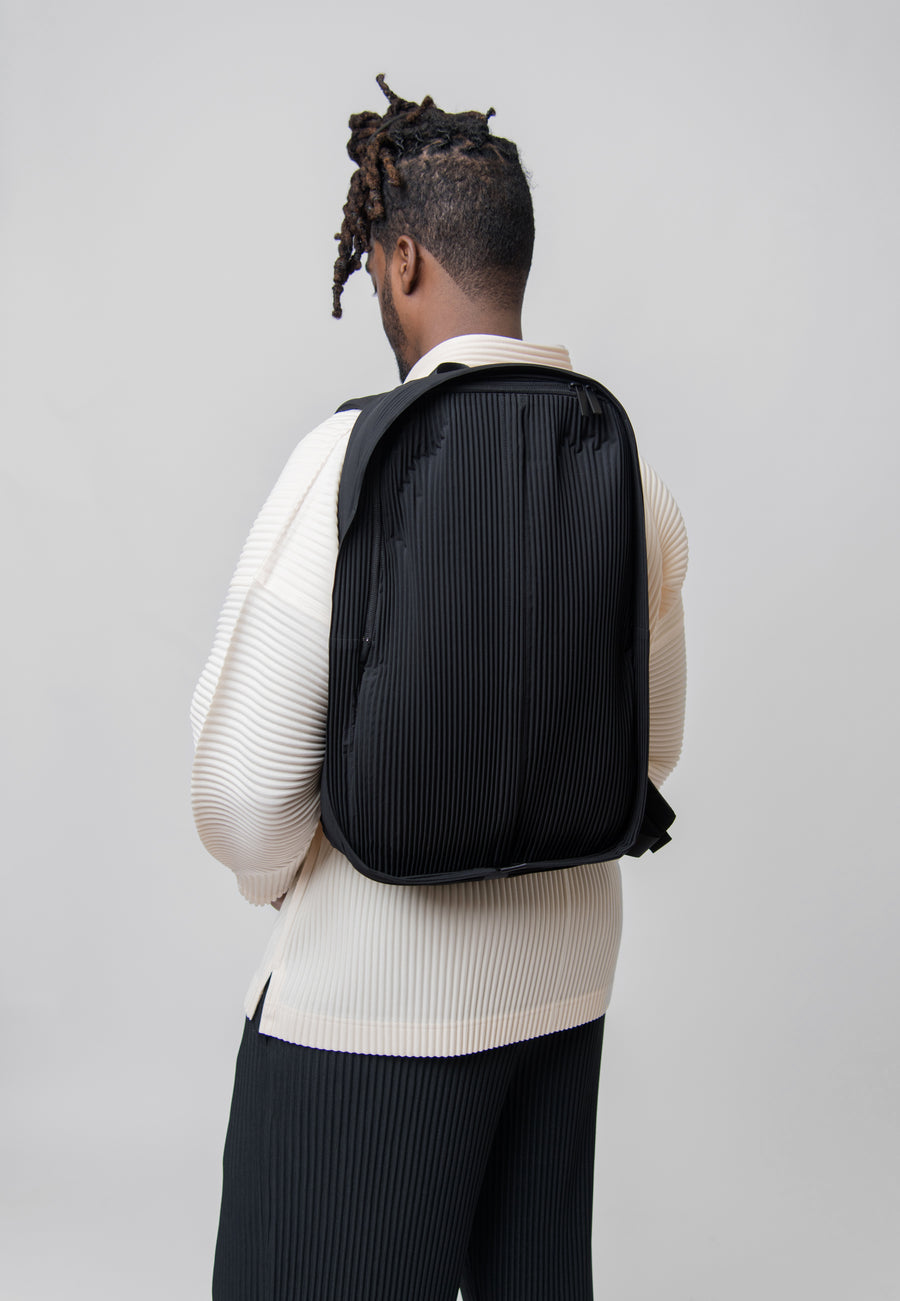 Pleated Backpack Black AG401-15 – NOMAD
