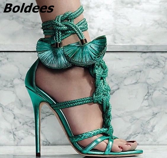 Featured image of post Designer Heels With Flowers