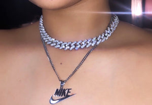 chain nike