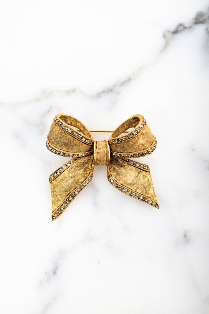 Ribbon Pin