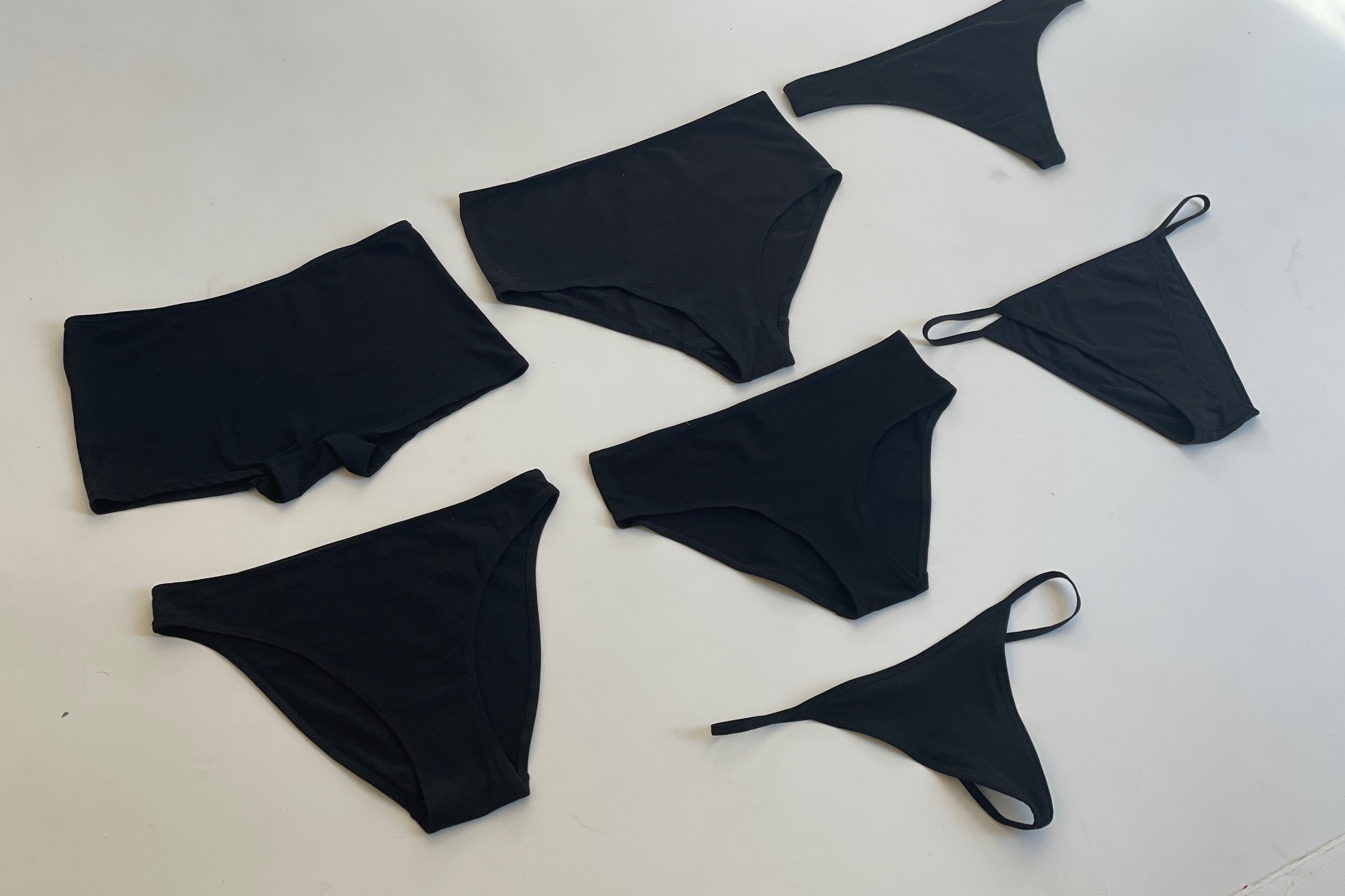 JENNI Intimates Black Thong Underwear M