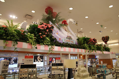 梅西百货联合广场旧金山花展商店陈列由 Lee Display 设计