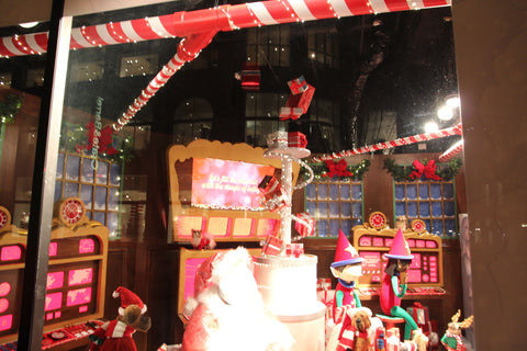 Lee Display's Christmas 2016 with Macy's - Visual Merchandising photo gallery