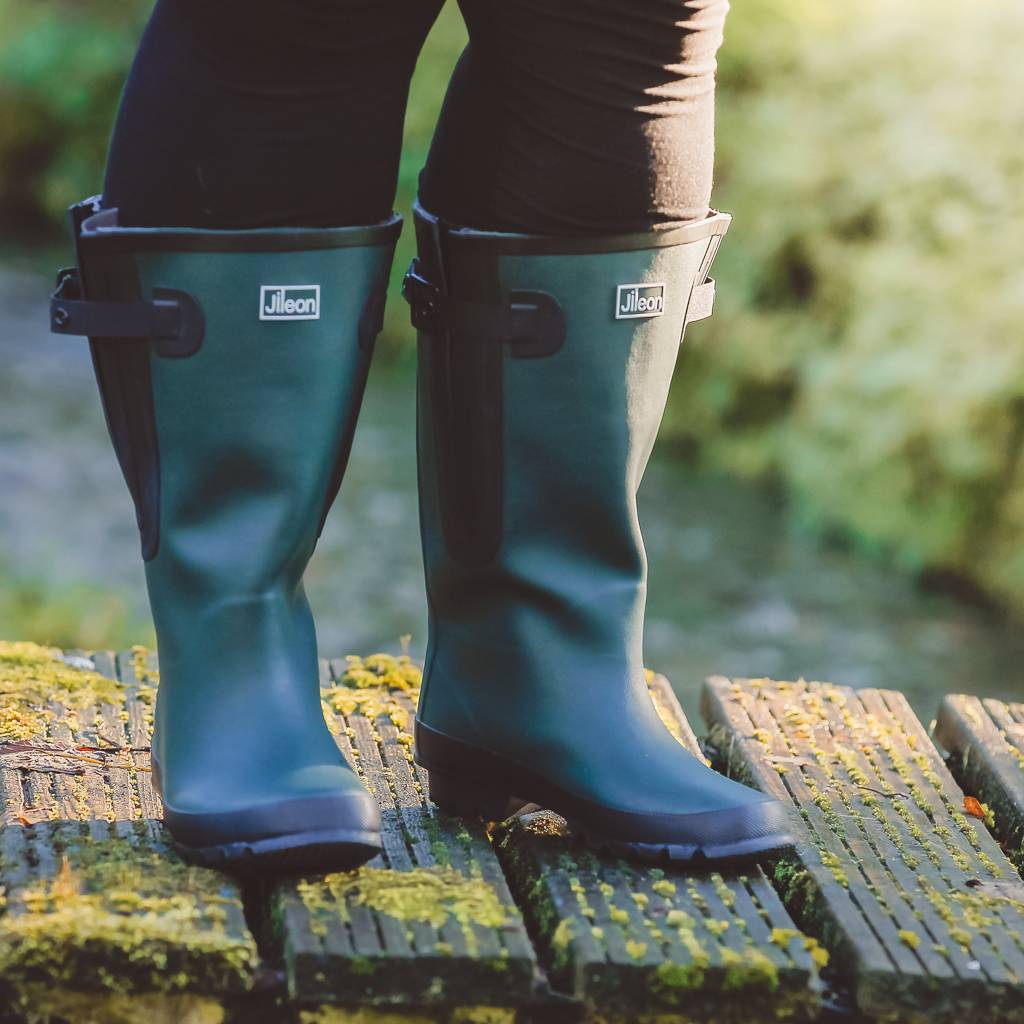 Extra Wide Calf Green Neoprene Wellies - Wide in Foot and Ankle